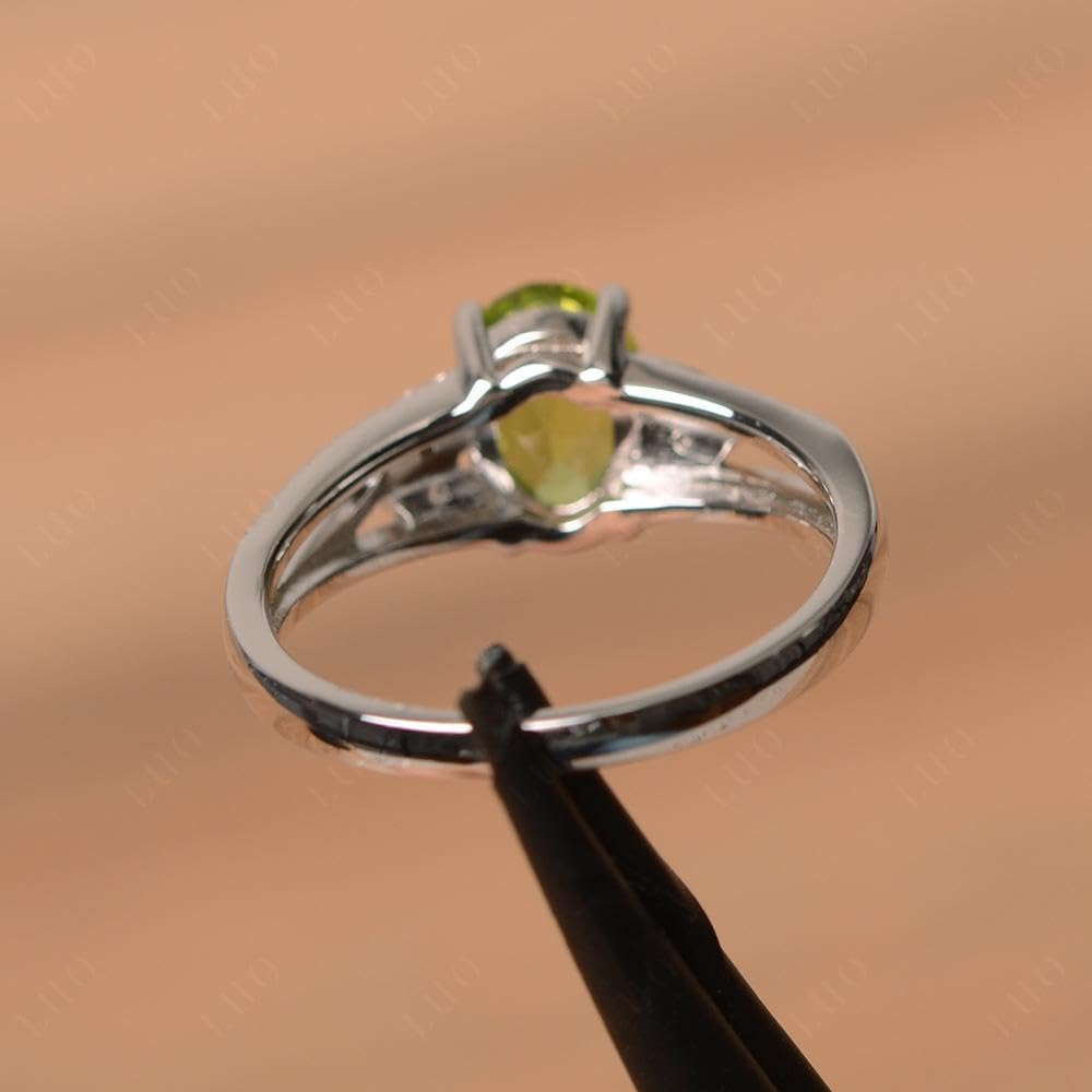 925 Sterling Silver Peridot Gemstone Ring